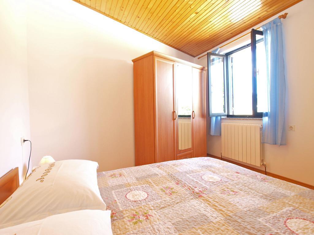 House Sandra 1430 Peresiji ภายนอก รูปภาพ