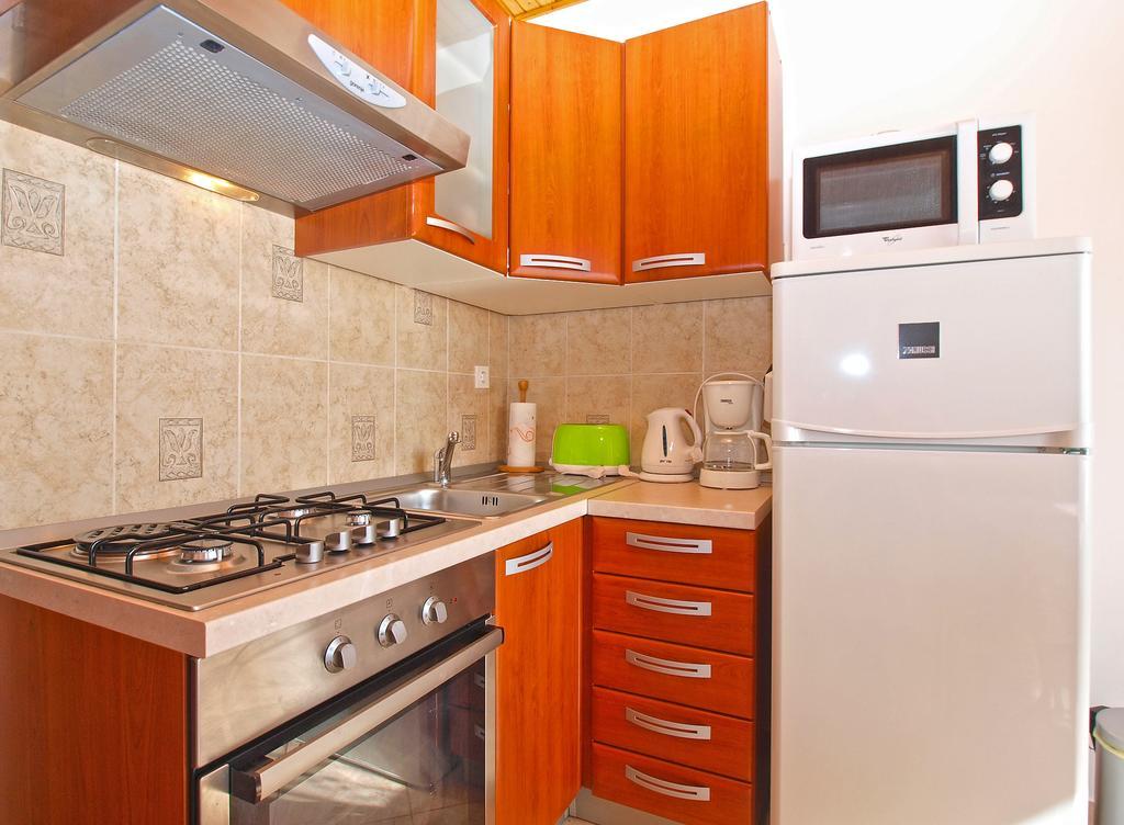 House Sandra 1430 Peresiji ภายนอก รูปภาพ